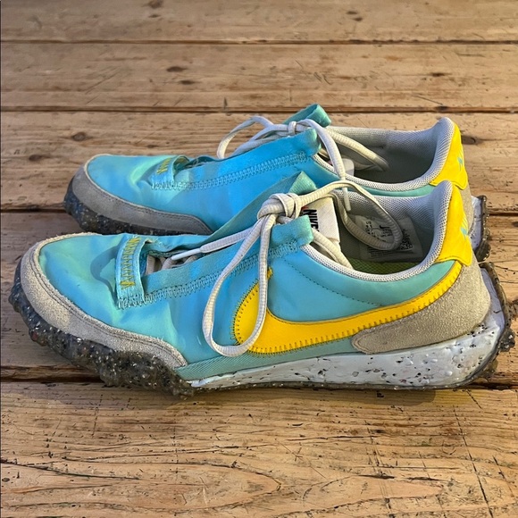 Nike Waffle Racer Crater Sneakers in Bleached Aqua - Picture 9 of 14